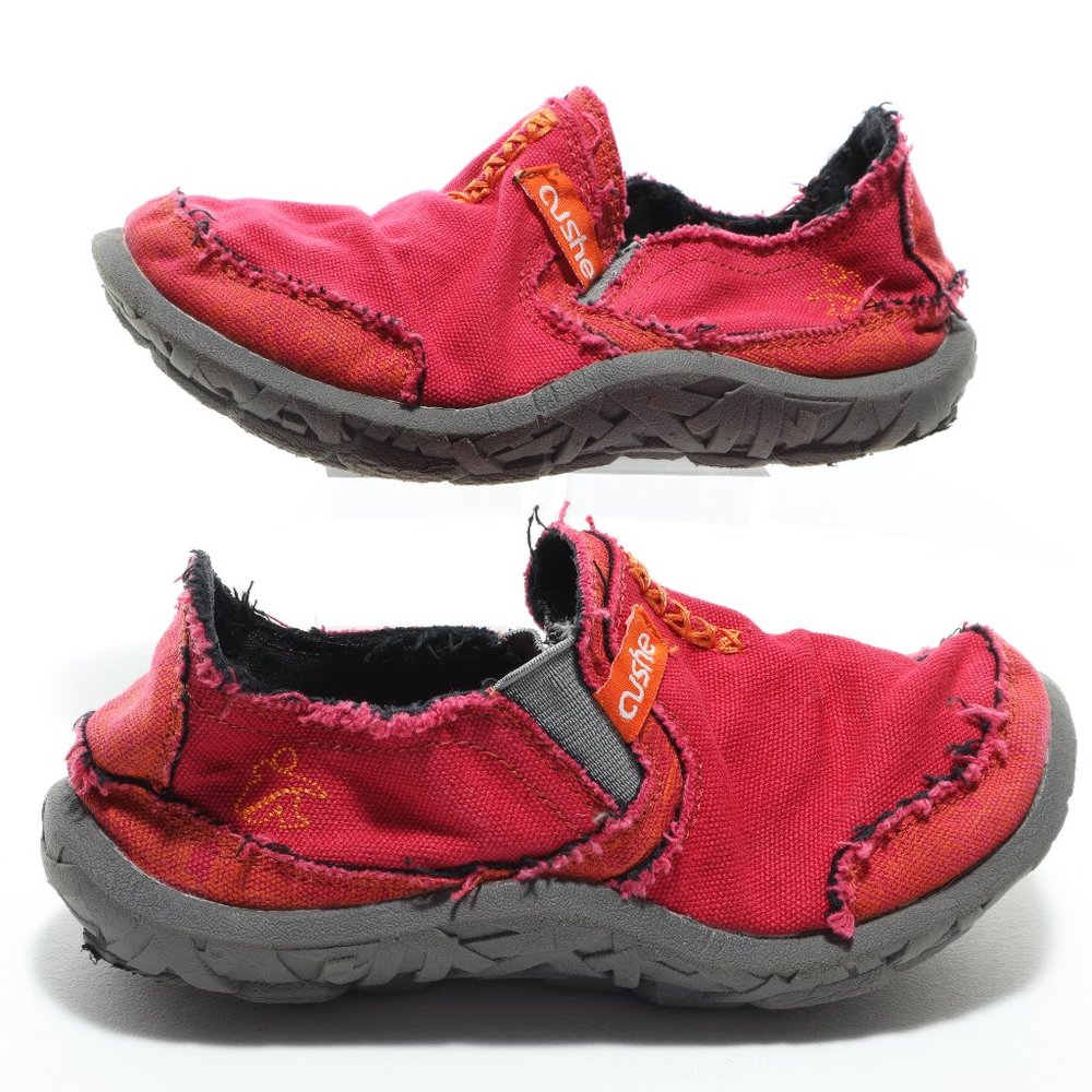 CUSHE Children's Slipper Sneaker Red Tropic Size US 3 UK2 EUR34 UNISEX